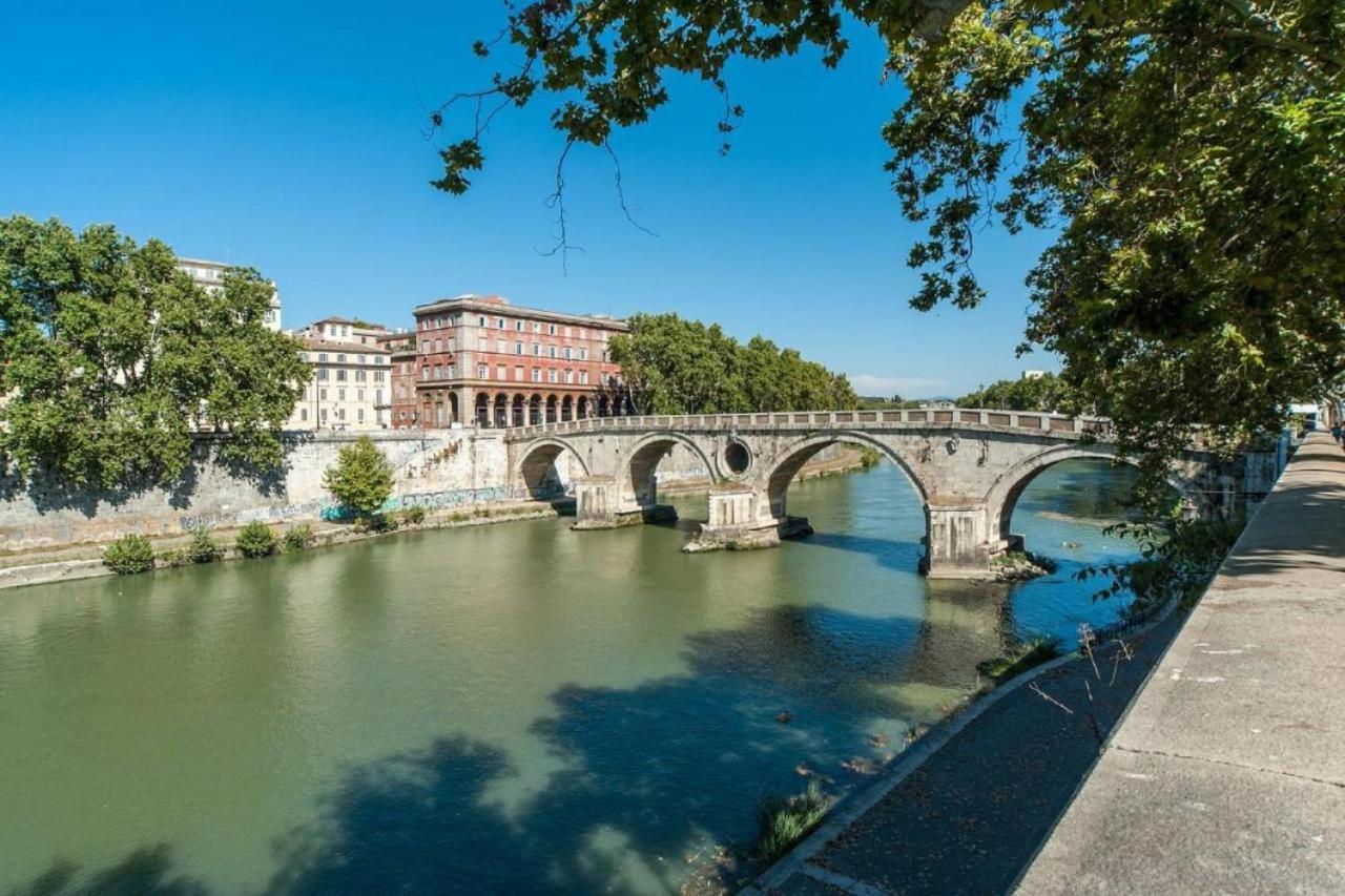 Grottini Charme Penthouse ~ Historic Center Rom